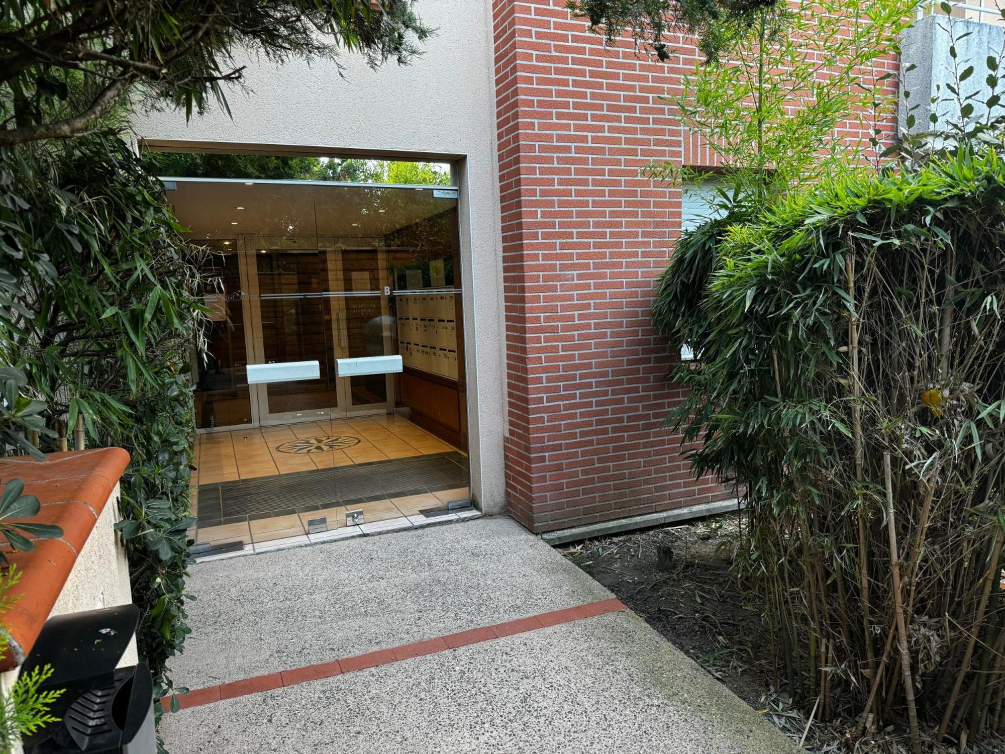 Le Loft Geek Leilighet Toulouse Eksteriør bilde